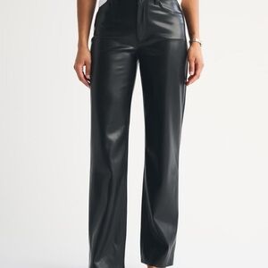 Abercrombie & Fitch Curve Love High Rise 90s Relaxed Vegan Leather Pant